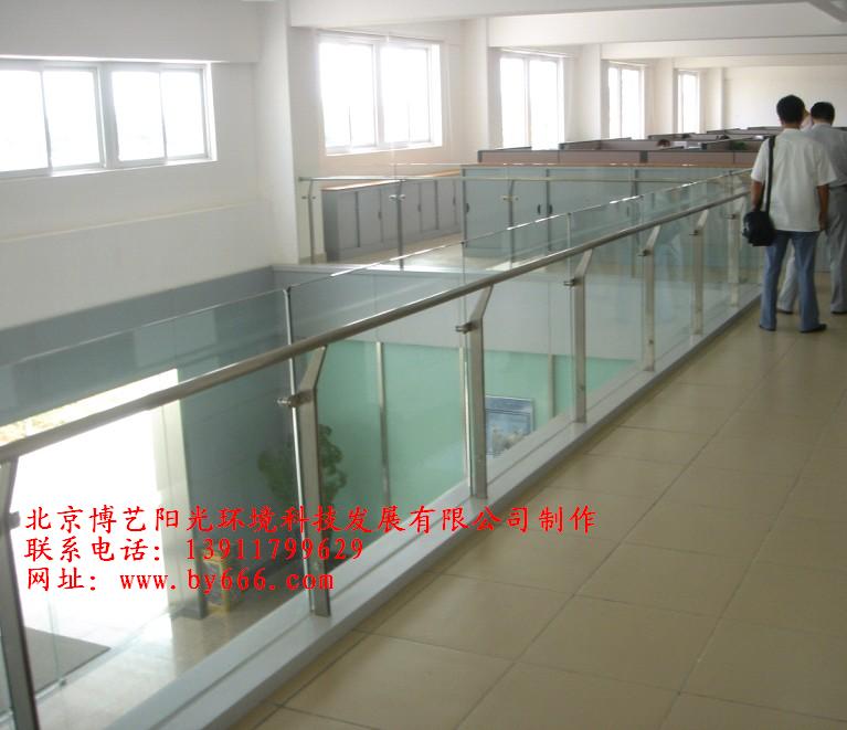 不锈钢玻璃护栏